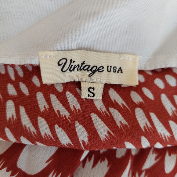 🎁  5/$25- Light romper, brown and white,  size small - Picture 5 of 7